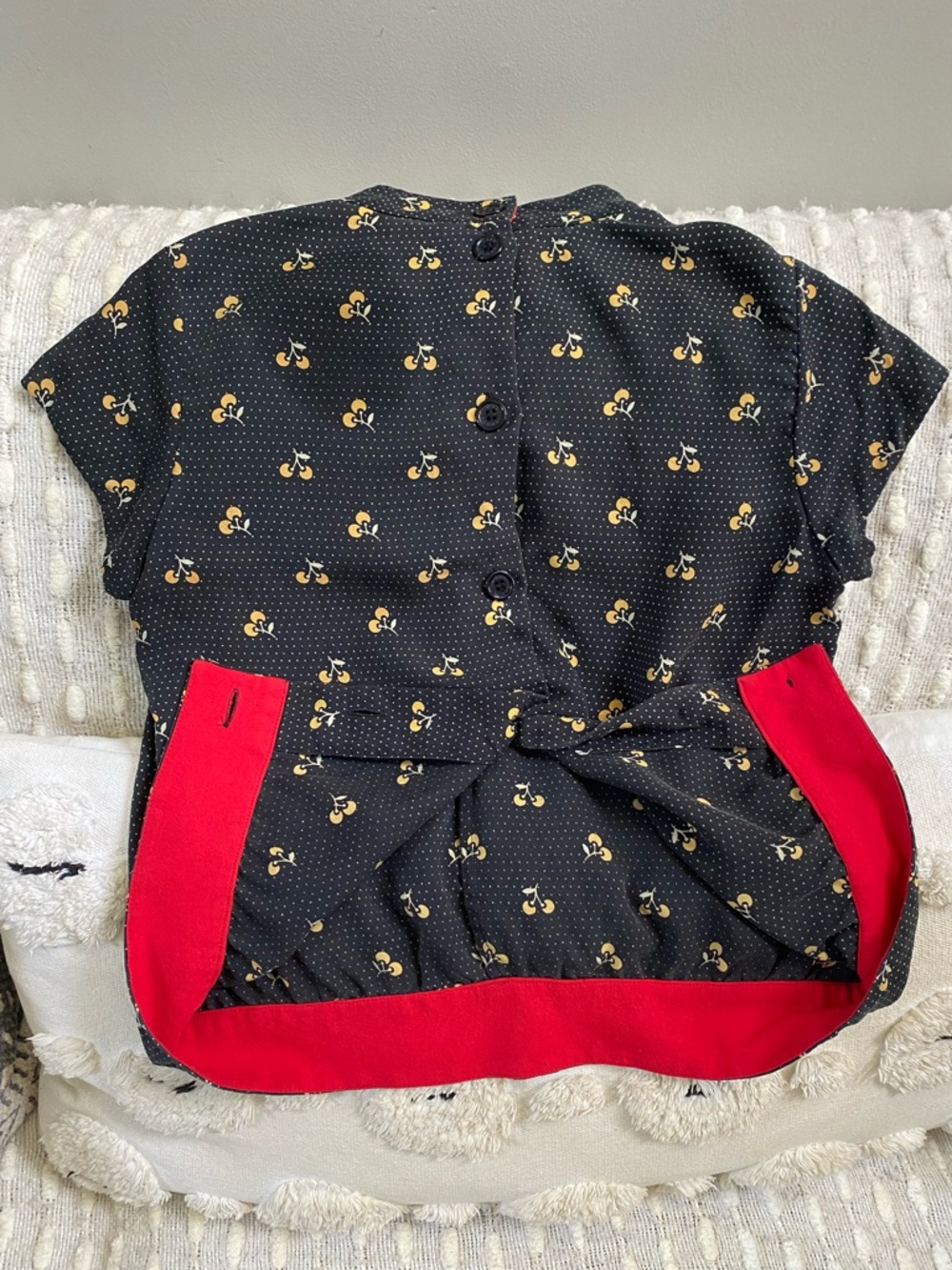 {Marc Jacobs} Silk Cherry Blouse - Picture 3 of 11